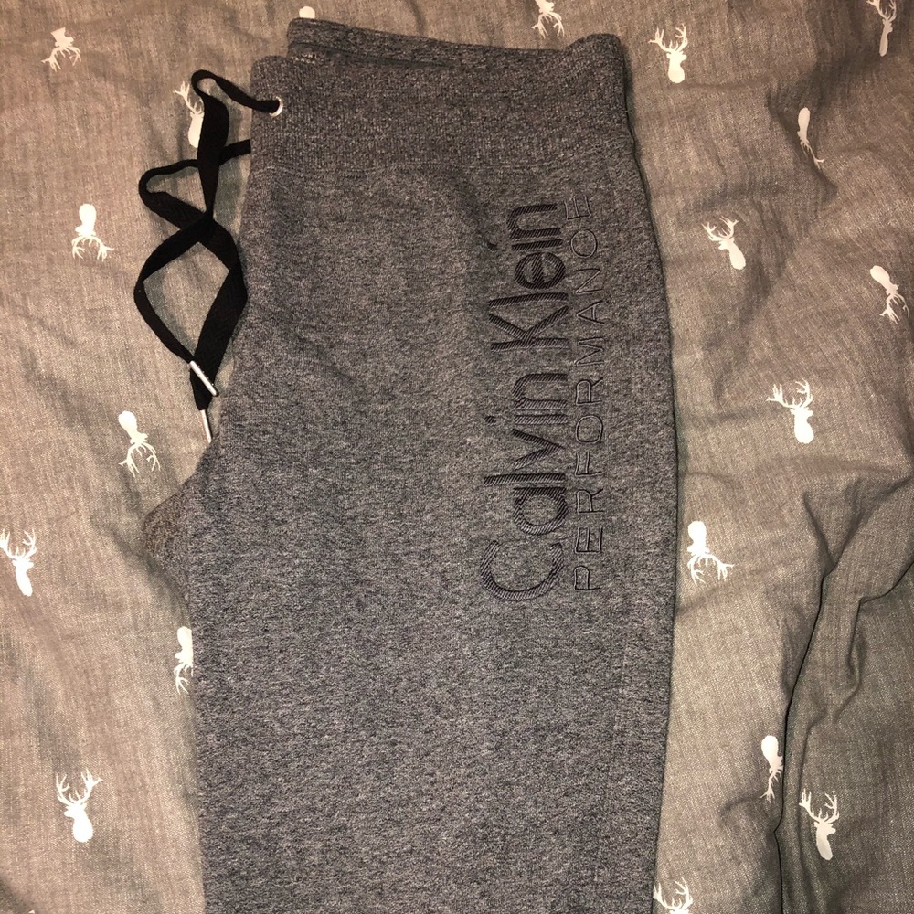 Jogging Pants - Picture 2 of 4